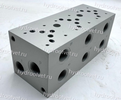 PD10-10A3-AL - трехместная плита для гидравлических распределителей и клапанов NG10