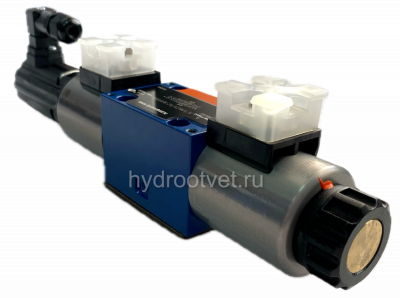 4WRE6V08-2X/G24K4/V - Пропорциональный распределитель с обратной связью по положению золотника без встроенной электроники Ду6, номинальный расход 8 л/мин, схема V